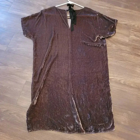 Madewell Women Crushed Velvet Mini Dress S Brown Solid Short Sleeves Round Neck - Picture 2 of 5